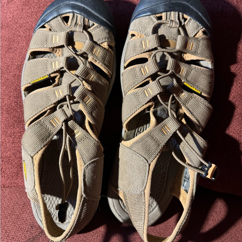 Keen Men's Tan Outdoor Sandals